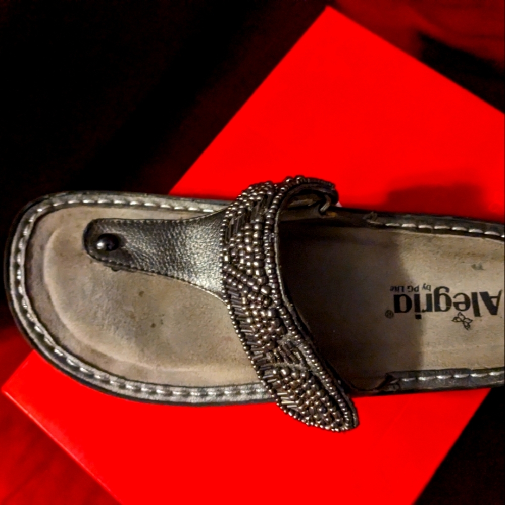 Algeria sandals